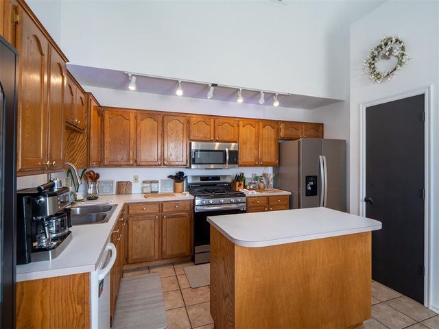 1612 SW 23rd Street, Moore, OK 73170