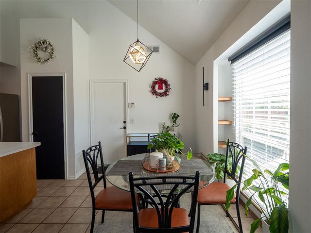 1612 SW 23rd Street, Moore, OK 73170