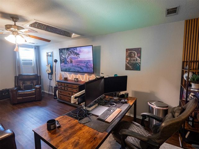 1612 SW 23rd Street, Moore, OK 73170