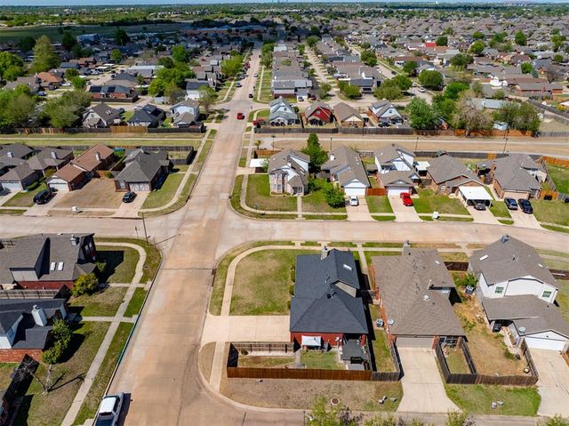 1612 SW 23rd Street, Moore, OK 73170