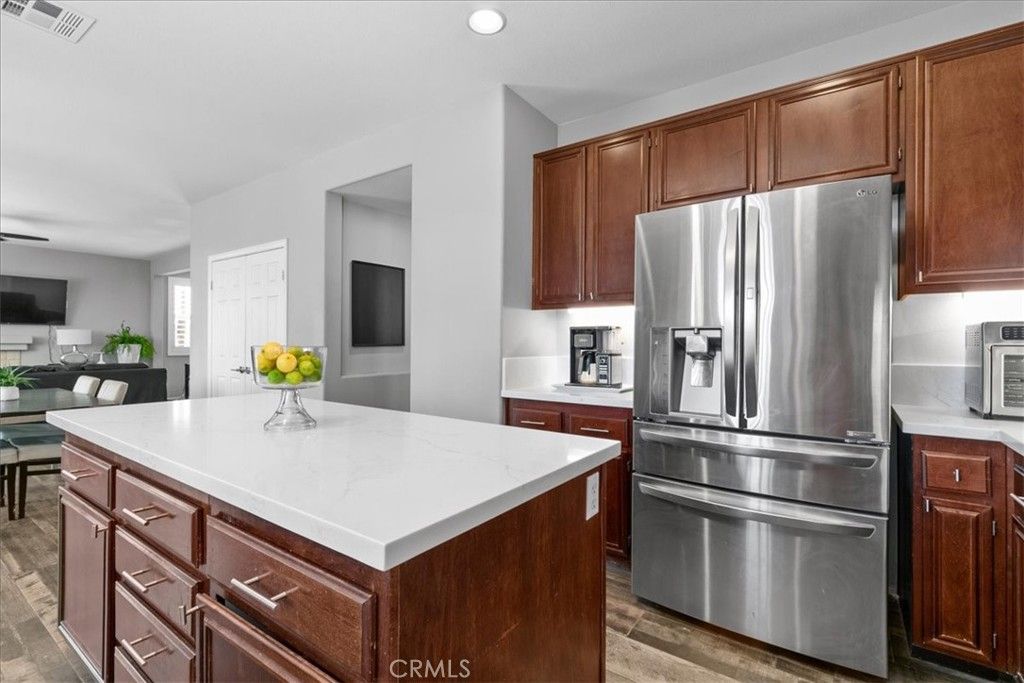 31131 Old Trail, Murrieta, CA 92563 — photo 4