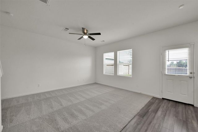 14818 Calderon Drive, Conroe, TX 77316