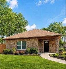 309 Emma Jane Street, Rockwall, TX 75087