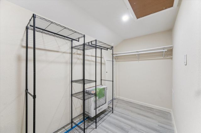 813 W Galveston Street, League City, TX 77573