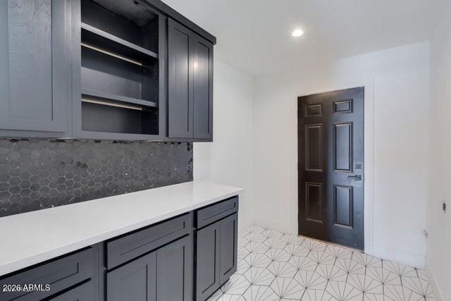 7914 E HUBBELL Street, Scottsdale, AZ 85257