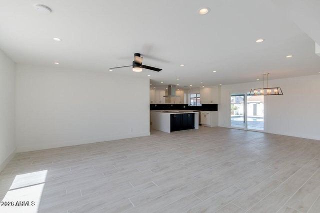 7914 E HUBBELL Street, Scottsdale, AZ 85257