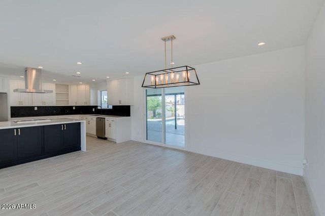 7914 E HUBBELL Street, Scottsdale, AZ 85257