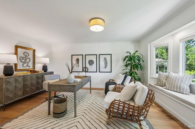 2546 Cresta Rd, Santa Rosa, CA 95404