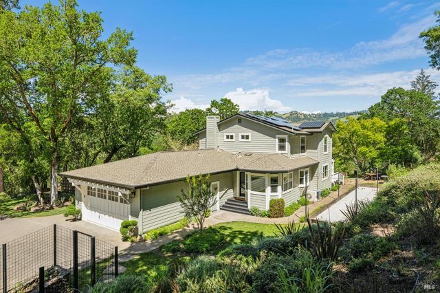 2546 Cresta Rd, Santa Rosa, CA 95404