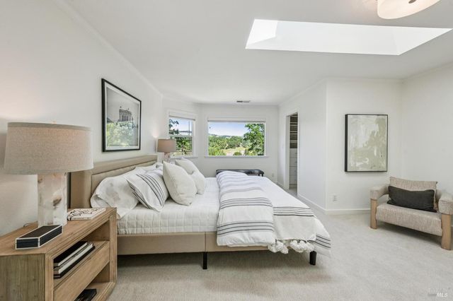 2546 Cresta Rd, Santa Rosa, CA 95404