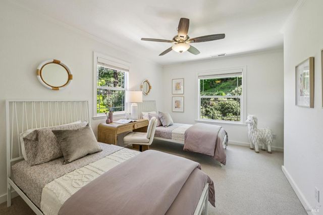 2546 Cresta Rd, Santa Rosa, CA 95404