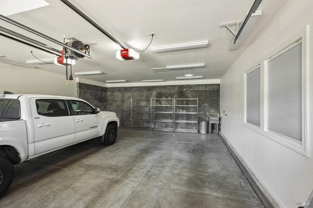 2546 Cresta Rd, Santa Rosa, CA 95404