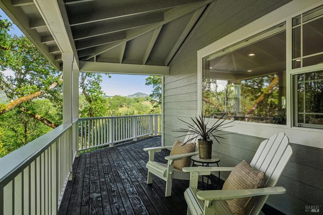 2546 Cresta Rd, Santa Rosa, CA 95404