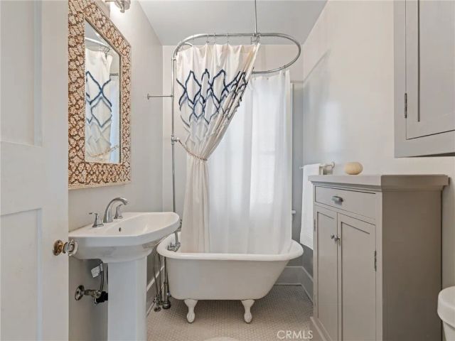 1815 N Michigan Avenue, Pasadena, CA 91104