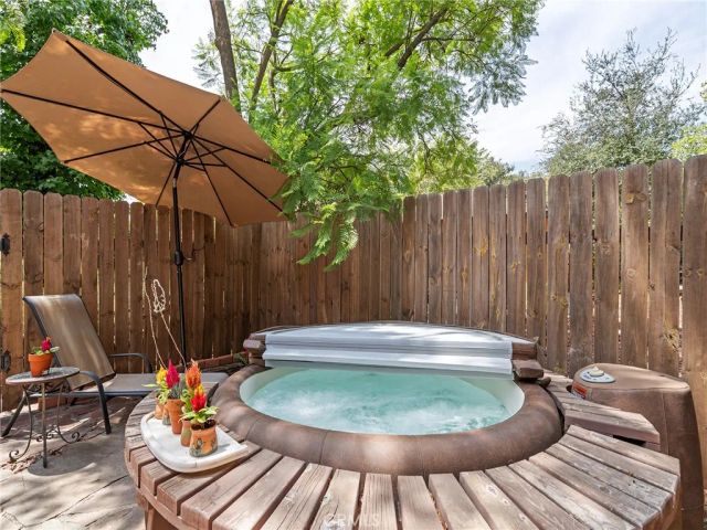 1815 N Michigan Avenue, Pasadena, CA 91104