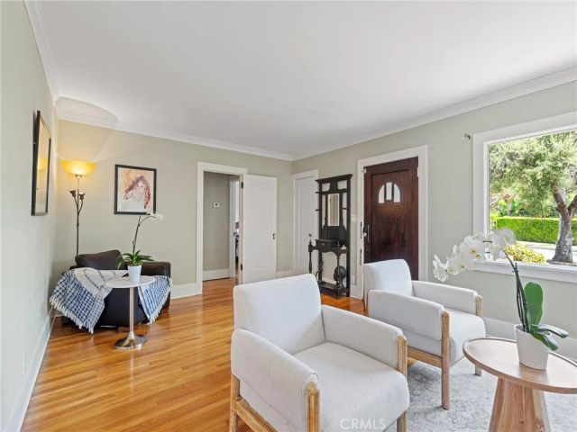 1815 N Michigan Avenue, Pasadena, CA 91104