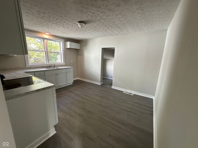 413 S Cherry Street, Hartford City, IN 47348