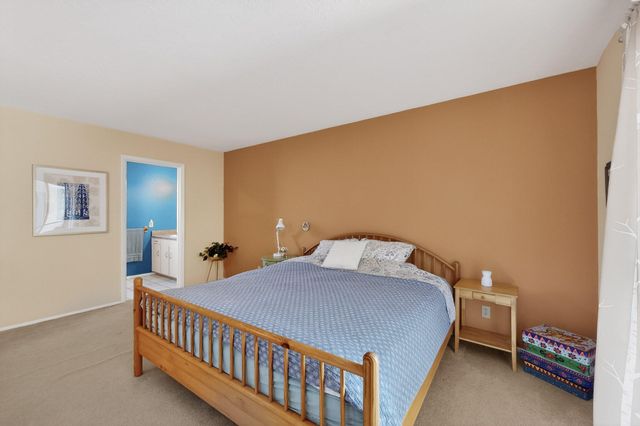 7012 Arroyo Del Oso Avenue NE, Albuquerque, NM 87109