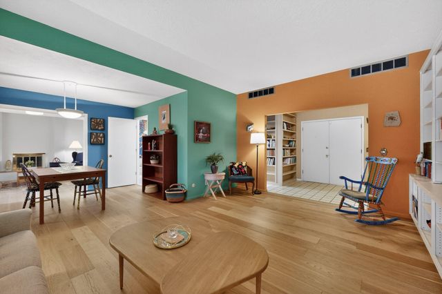 7012 Arroyo Del Oso Avenue NE, Albuquerque, NM 87109
