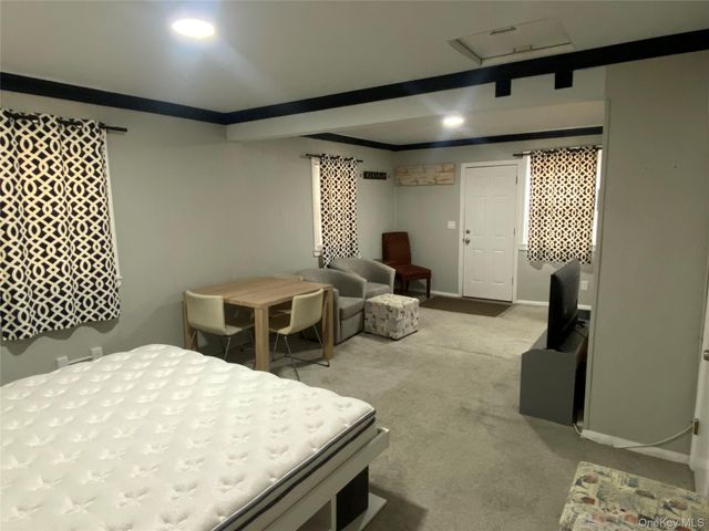 702 Fox Run Lane 1, Carmel, NY 10512