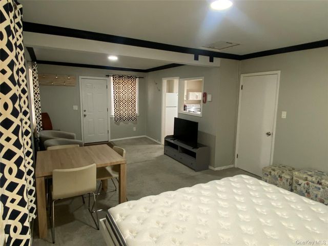 702 Fox Run Lane 1, Carmel, NY 10512