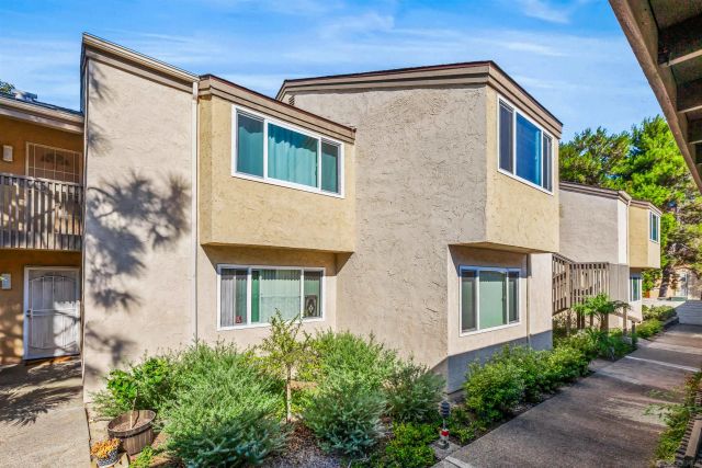 8561 Villa La Jolla Dr K, La Jolla, CA 92037