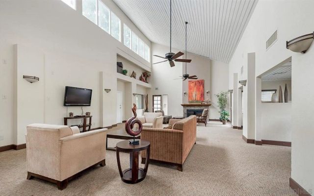 8561 Villa La Jolla Dr K, La Jolla, CA 92037