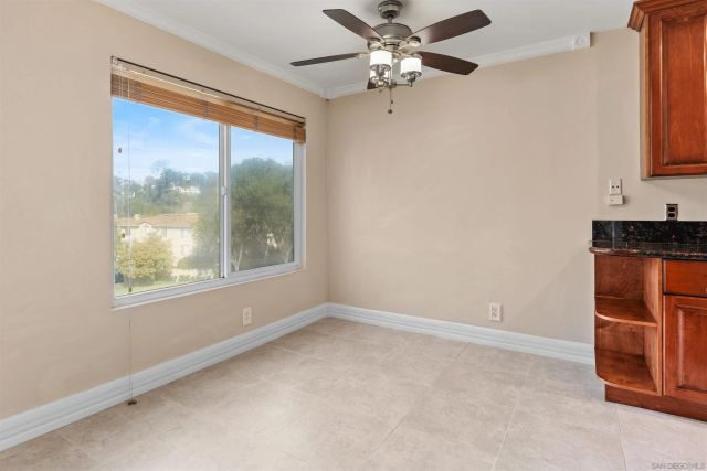 8561 Villa La Jolla Dr K, La Jolla, CA 92037