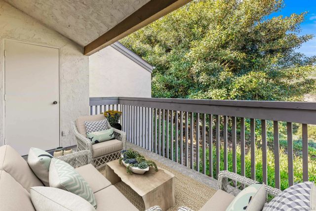 8561 Villa La Jolla Dr K, La Jolla, CA 92037