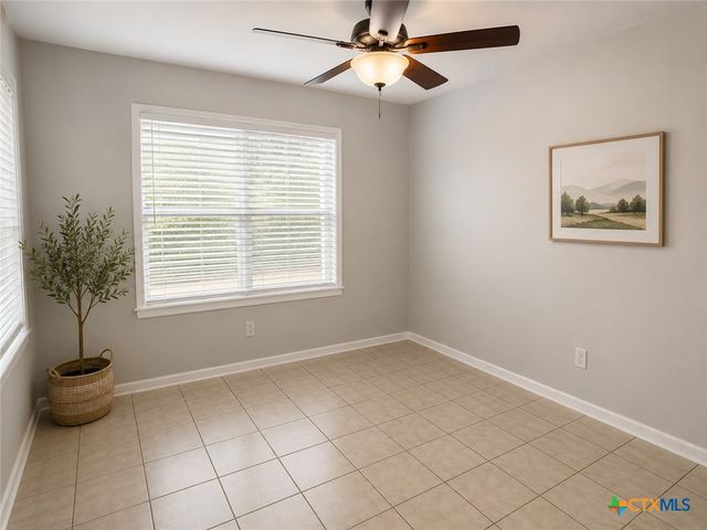 511 Milam Street, Luling, TX 78648