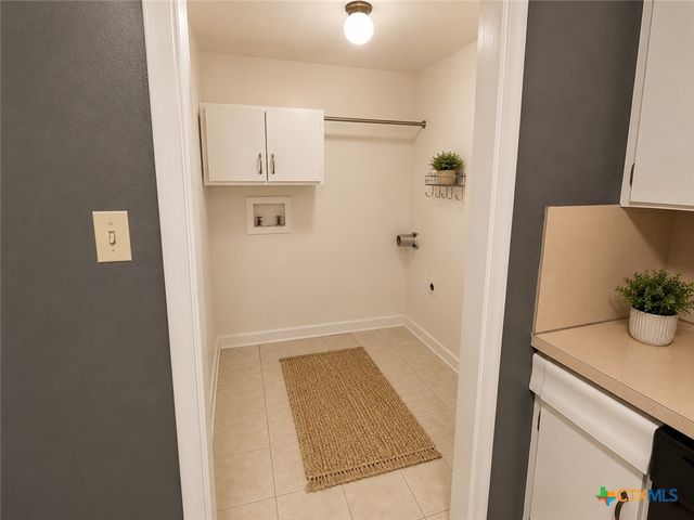 511 Milam Street, Luling, TX 78648