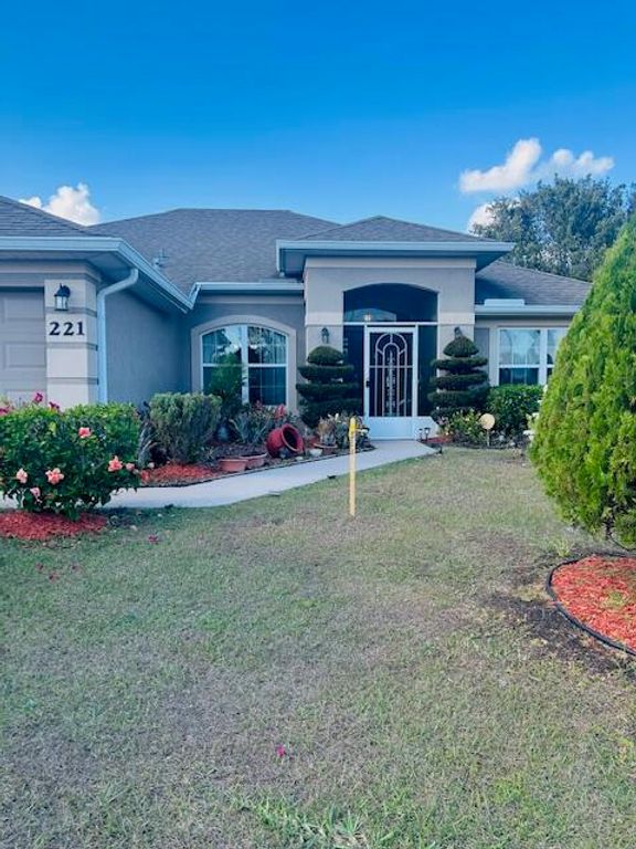 221 SW Kestor Drive, Port St. Lucie, Port St Lucie, FL 34953