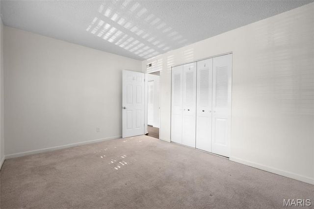 1719 Canary Cove, Brentwood, MO 63144