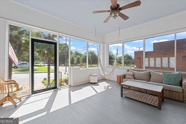 1146 Oak Street SE, Covington, GA 30014