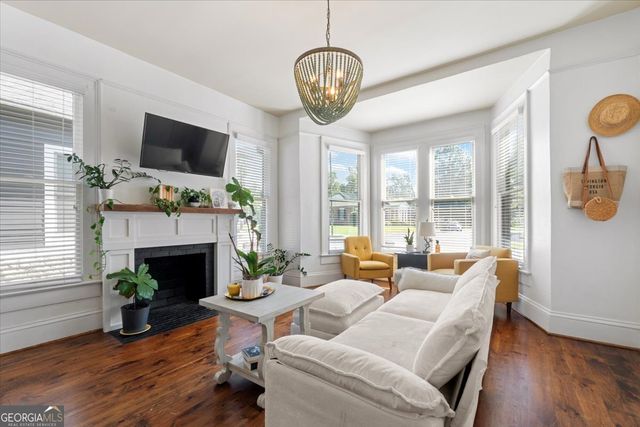 1146 Oak Street SE, Covington, GA 30014