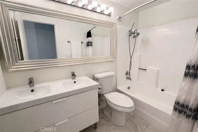 2456 Pleasant Way A, Thousand Oaks, CA 91362