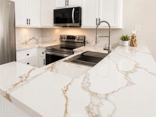2456 Pleasant Way A, Thousand Oaks, CA 91362