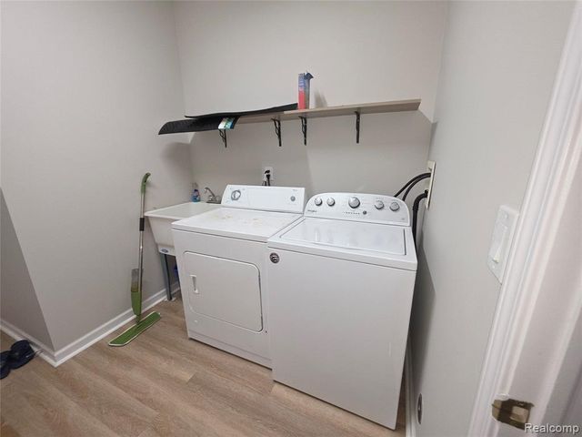 4065 Radcliff Drive, Canton, MI 48188