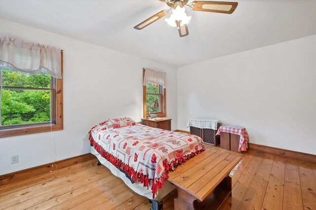 S86W30445 Stonegate DRIVE, Mukwonago, WI 53149