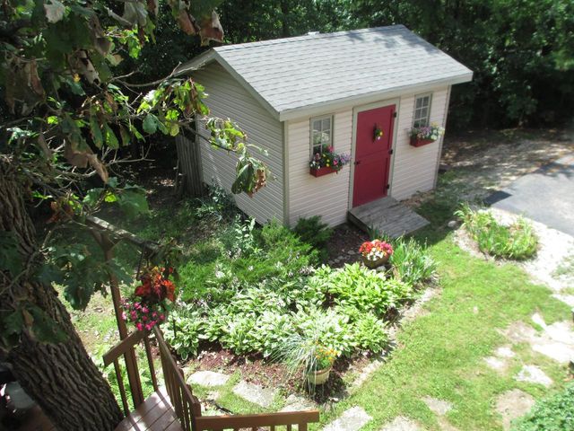 S86W30445 Stonegate DRIVE, Mukwonago, WI 53149