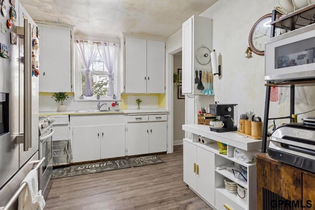 3320 N 58th Street, Omaha, NE 68104