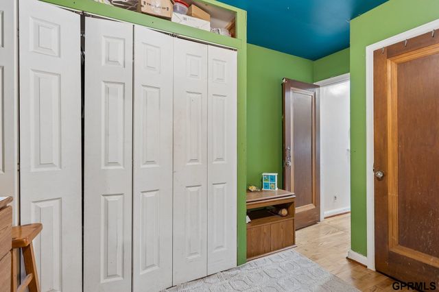 3320 N 58th Street, Omaha, NE 68104