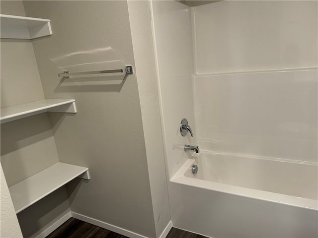 2613 S Silver Street, Siloam Springs, AR 72761