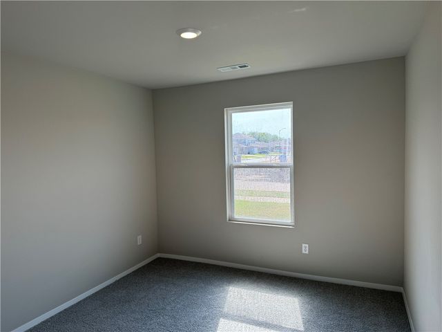 2613 S Silver Street, Siloam Springs, AR 72761