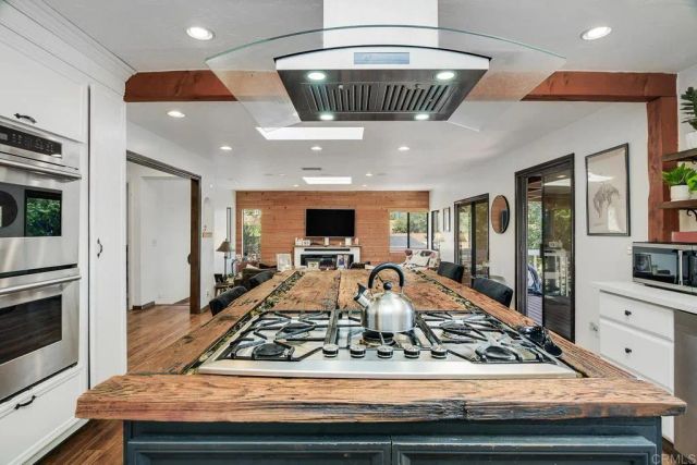 2941 Pioneer Way, Jamul, CA 91935