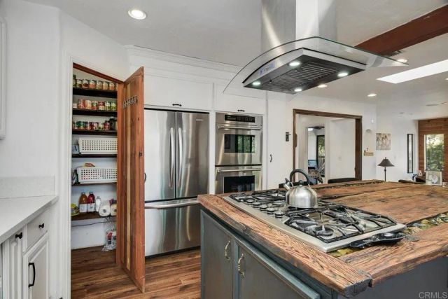 2941 Pioneer Way, Jamul, CA 91935