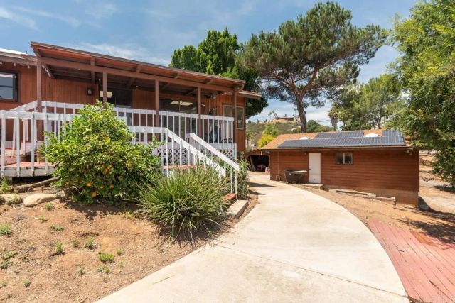 2941 Pioneer Way, Jamul, CA 91935