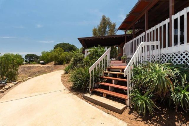 2941 Pioneer Way, Jamul, CA 91935