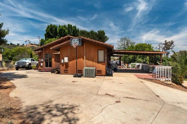 2941 Pioneer Way, Jamul, CA 91935