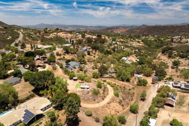2941 Pioneer Way, Jamul, CA 91935